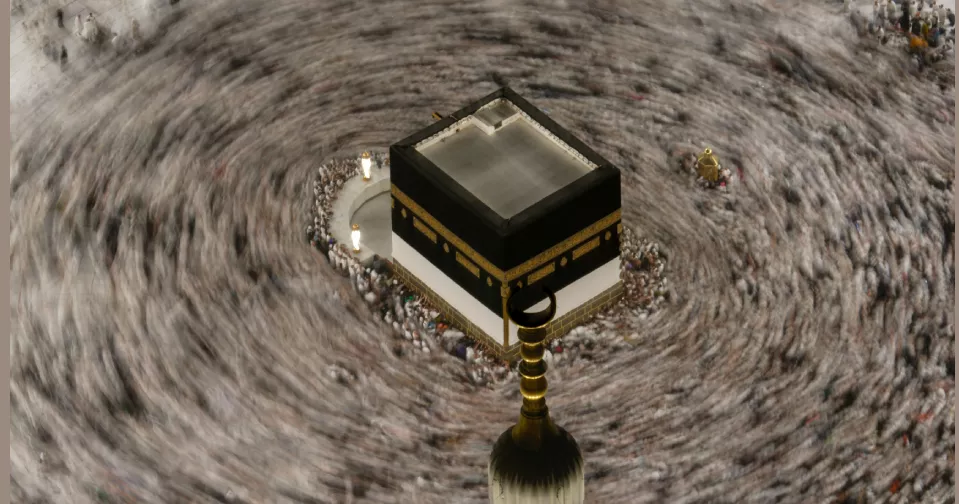 Muslims embark on Hajj amid scorching heat and regional tensions