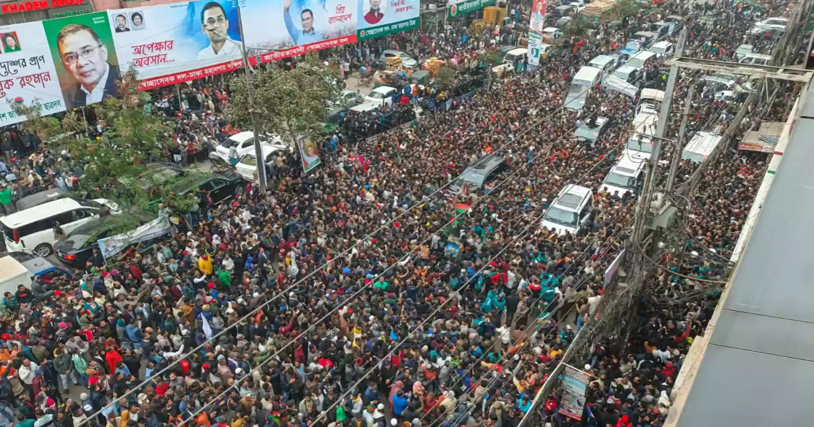 Tarique Rahman visits BNP headquarters after 19 years