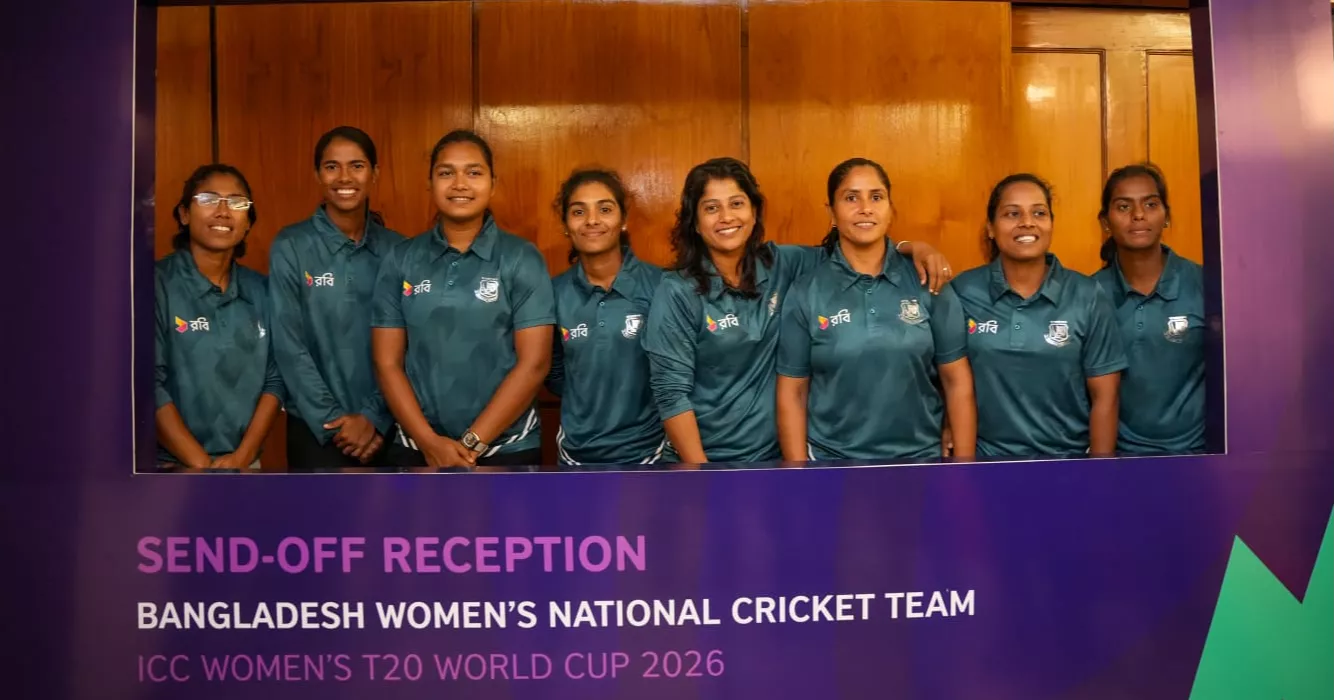 Zaima meets Bangladesh women cricketers at British High Commission reception