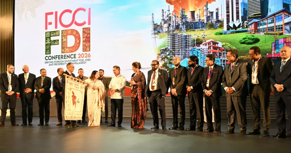 PM invites global investors to partner in Bangladesh's economic transformation