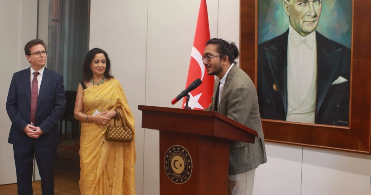 Turkish Embassy, Gallery Cosmos host 'Smiles Around the World: An Artistic Celebration'