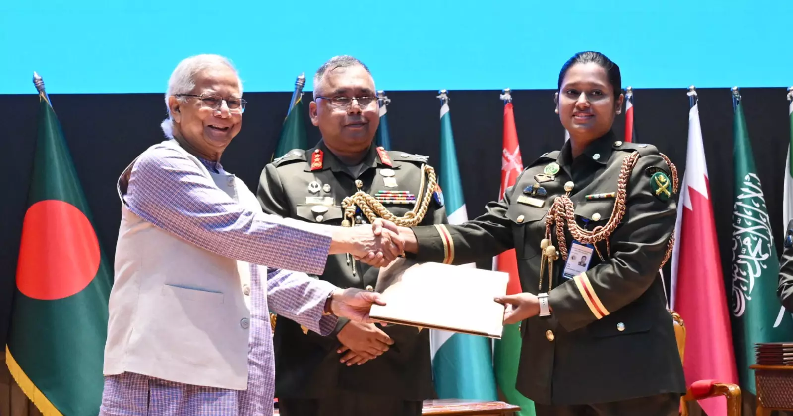 Prof Yunus seeks collective security efforts to ensure peaceful, festive polls