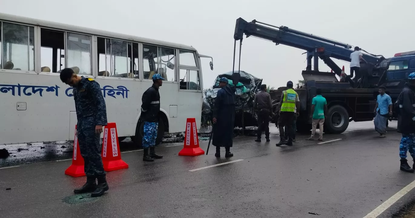 Bride returning from her wedding party among 12 killed in Bagerhat road crash