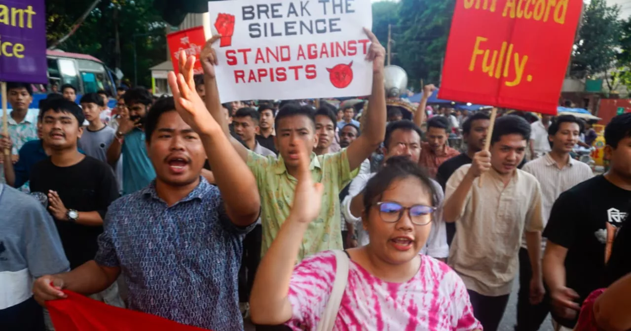 Khagrachhari gang rape: Adivasi students protest at DU