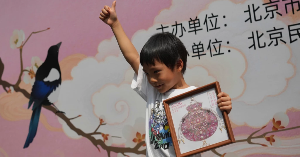 Chinese Valentine's Day rooted in legend, tradition beyond romance