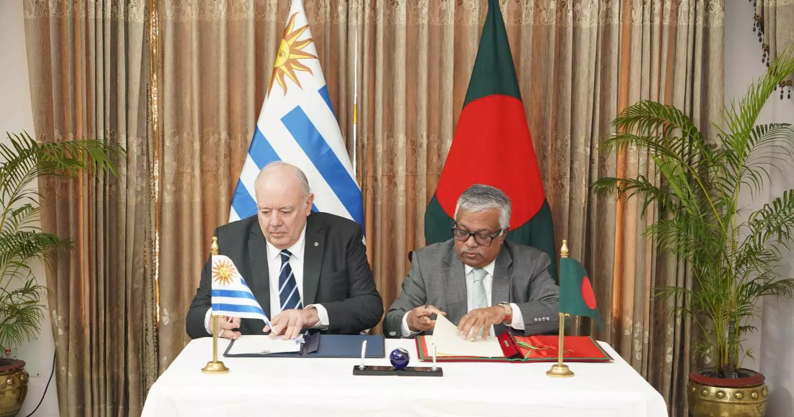 Bangladesh, Uruguay hold political talks, eye stronger ties