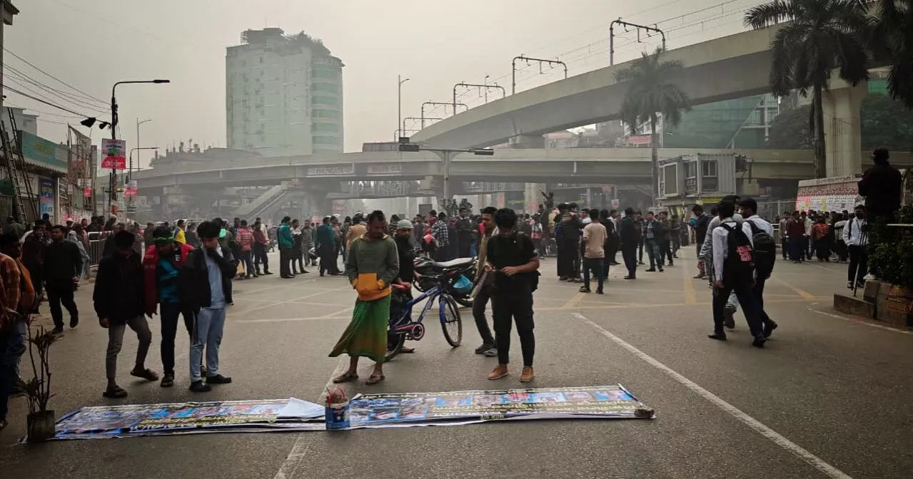Students block Farmgate intersection demanding justice for Rana murder