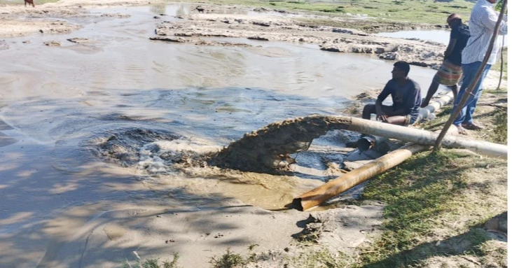 illegal river sand dredging