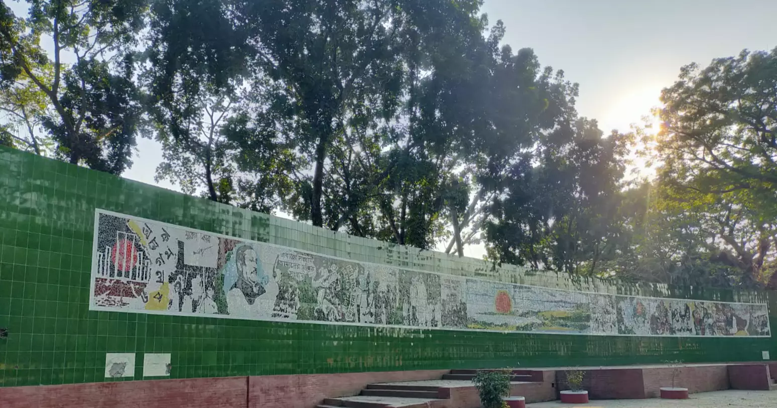 Mural on Liberation War covered with sheets in Lalmonirhat: Citizens group protests