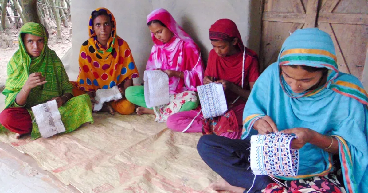 How women in Naogaon turn weaving skills into self-reliance