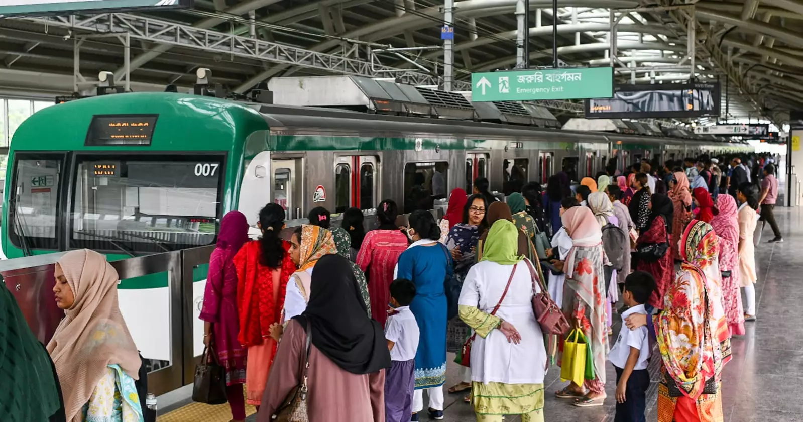 Metro rail resumes operation after over month-long suspension
