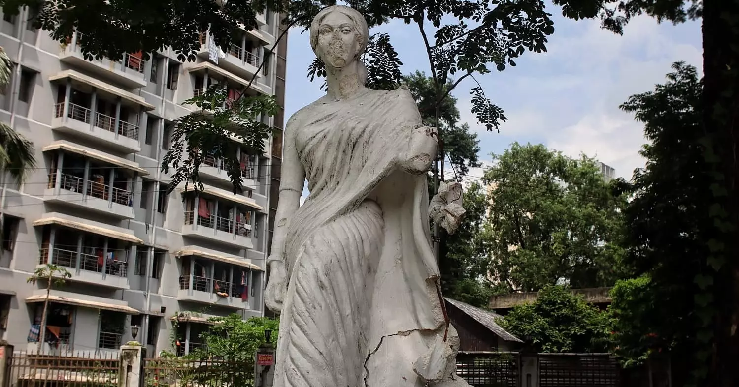 Broken sculptures, fading history: DU’s ‘Swadhinata Sangram’ complex
