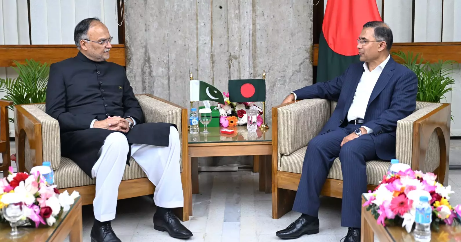 Global leaders attend new Bangladesh govt's swearing-in ceremony