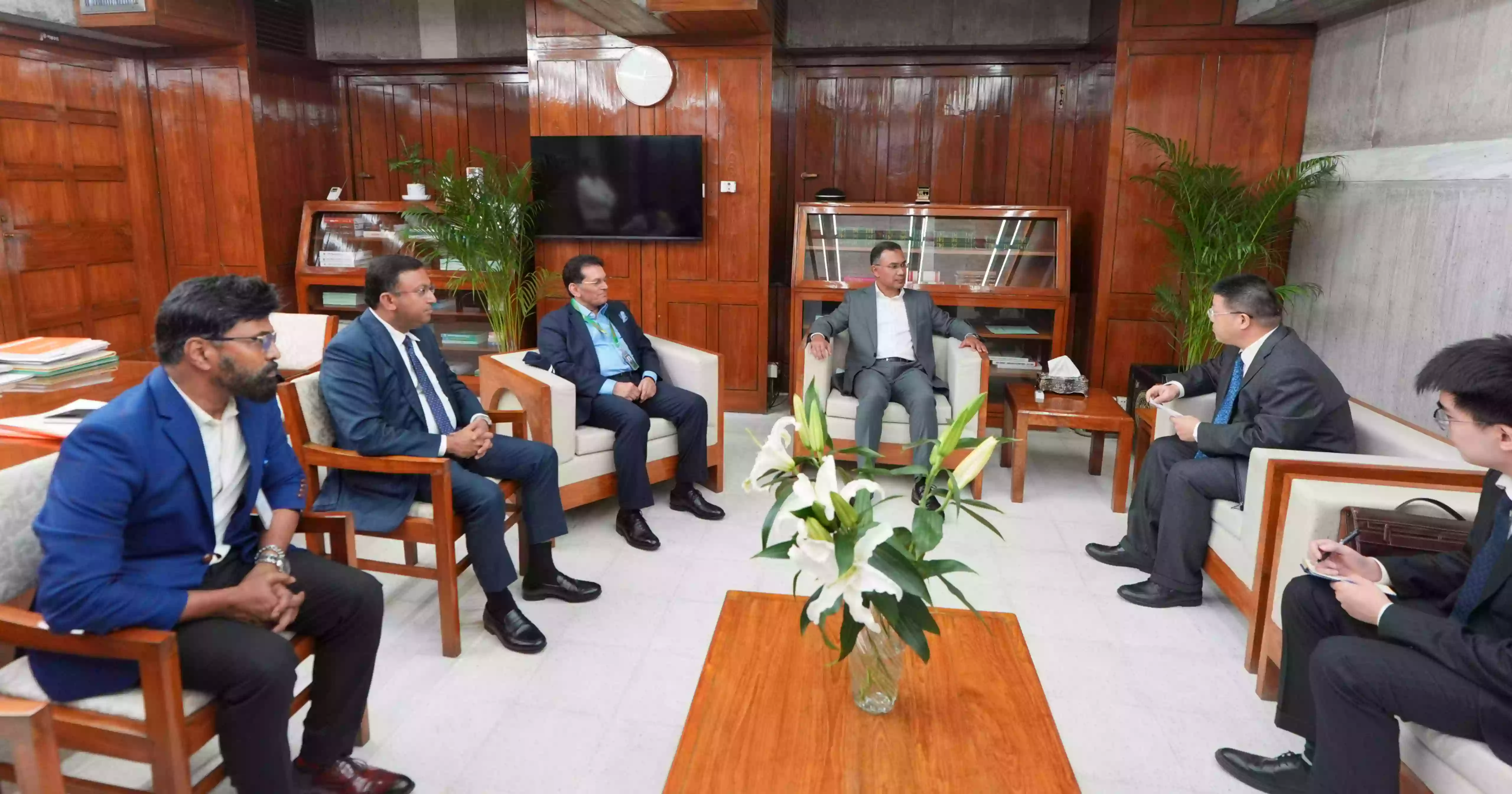 Bangladesh, China seek greater cooperation in trade, investment, technical education