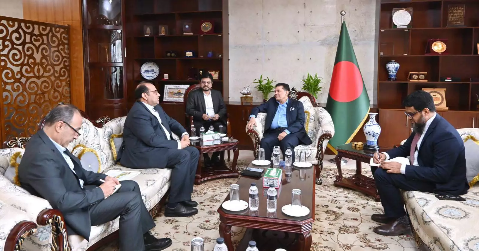 Middle East: Dhaka says peace essential for prosperity, development