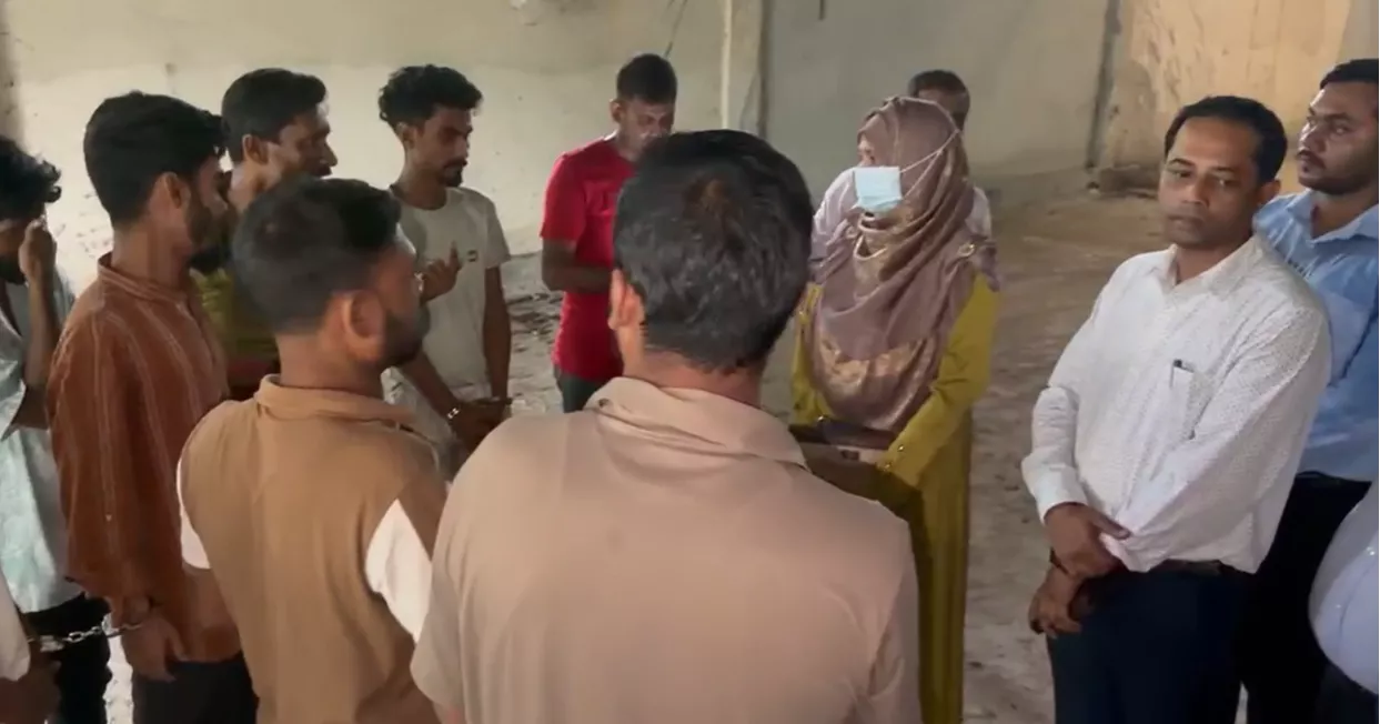 9 jailed for slaughtering 13 horses, packaging meat in Manikganj