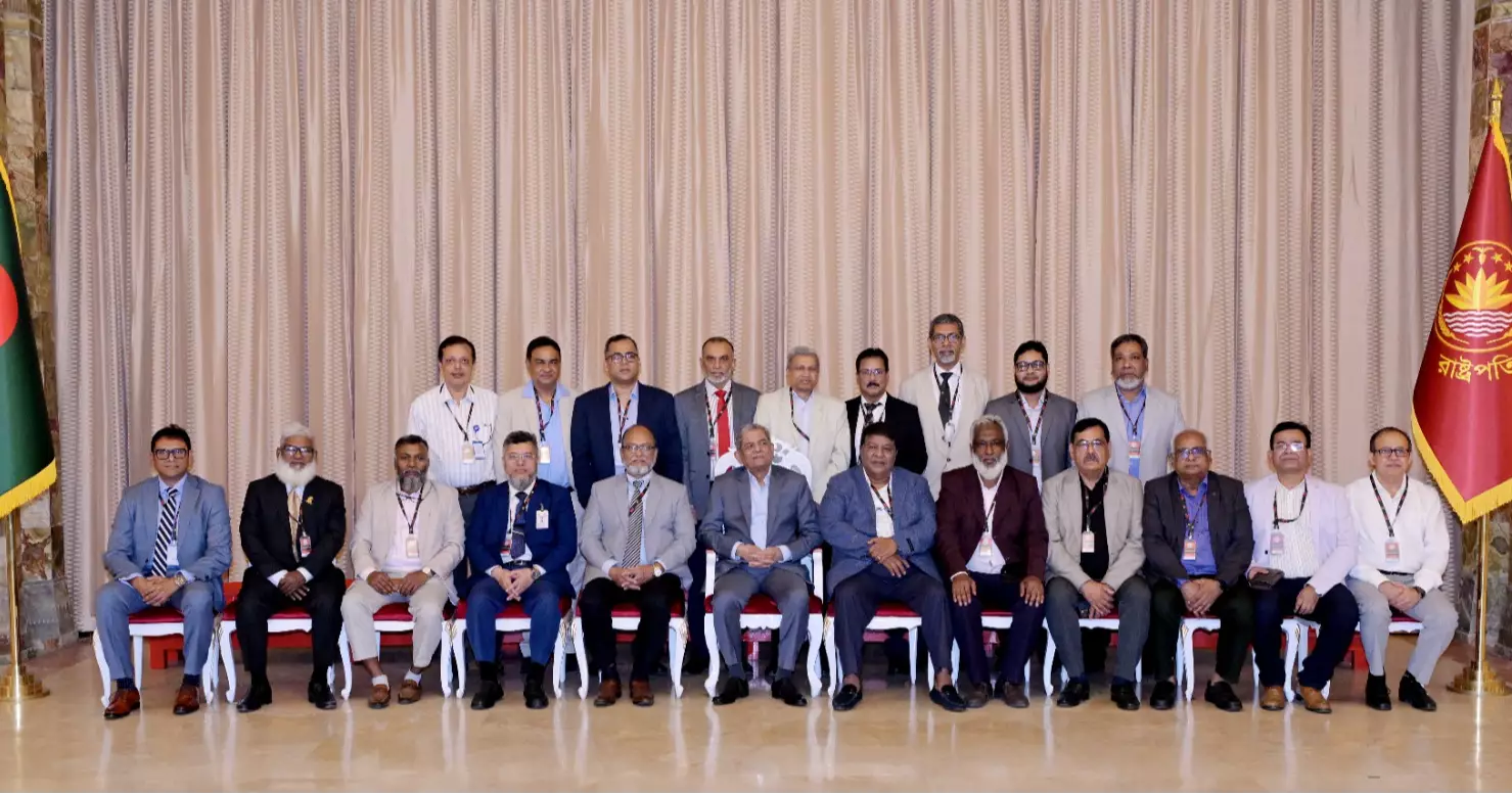 President urges doctors’ leaders to propose plans for health sector reform