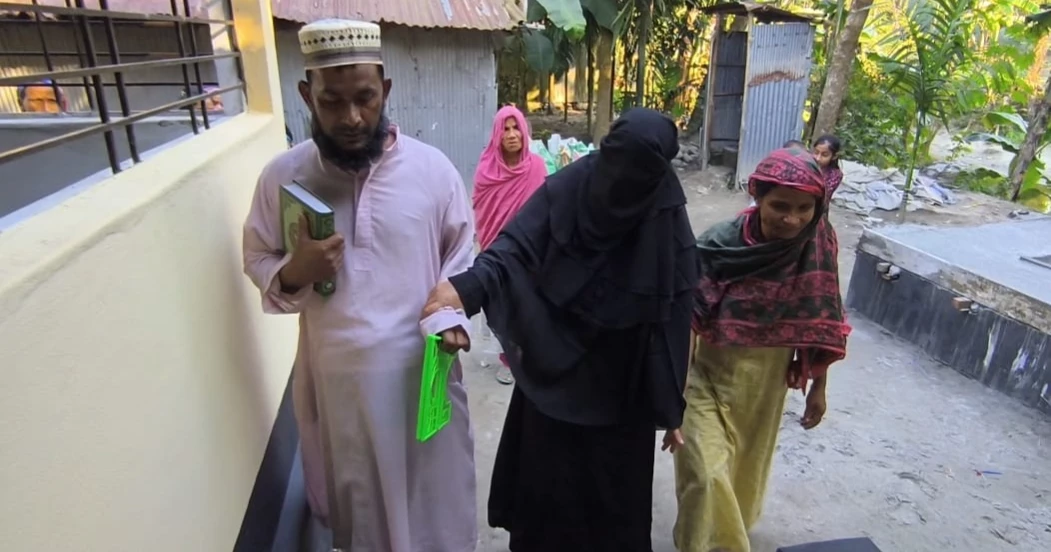 Faith by Sound: Mobile phone Quran lights life of Lalmonirhat woman