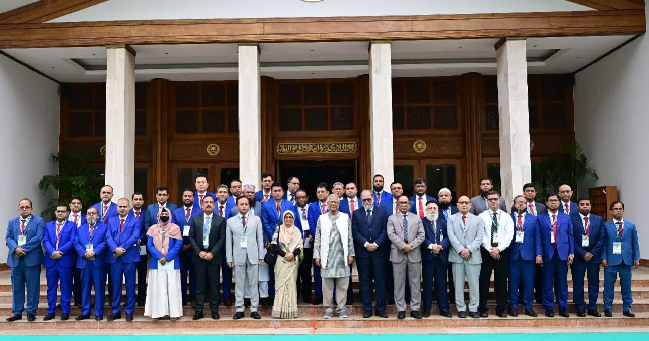 Prof Yunus sees "window of opportunity" for changes in health sector