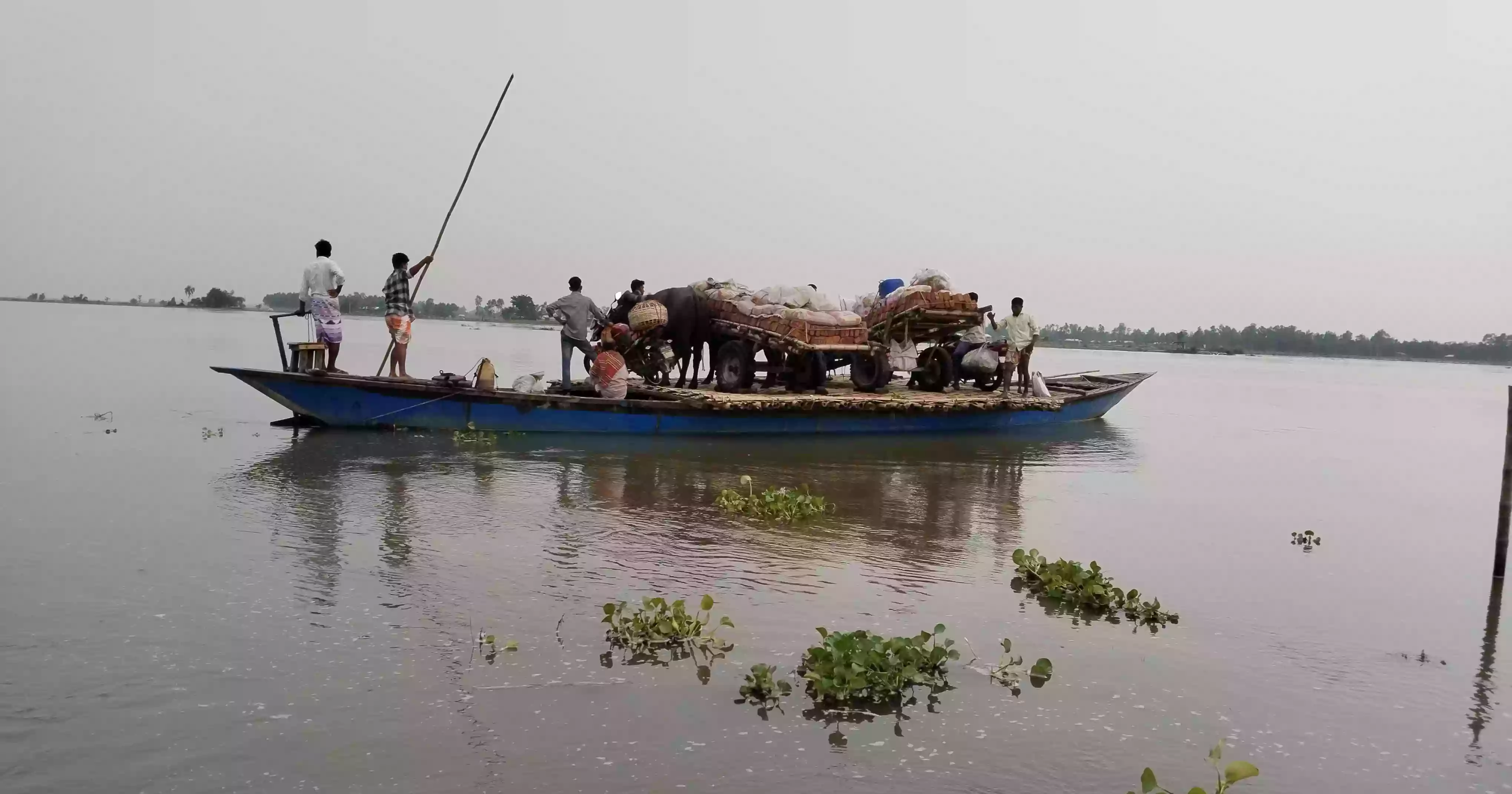 Teesta erosion leaves several hundred families homeless in northern districts