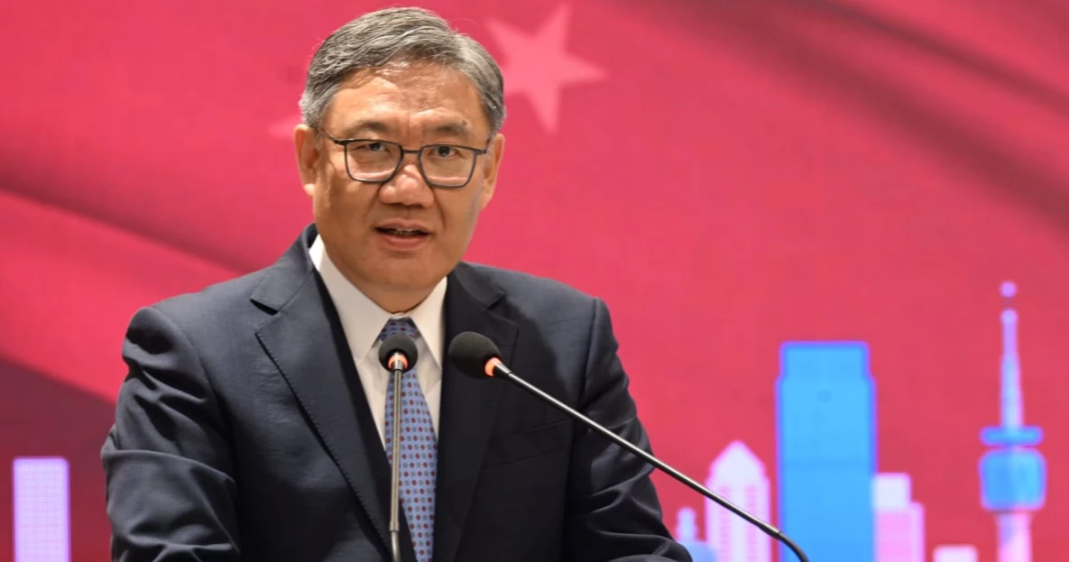 Prof Yunus urges Chinese investors to help build a sky-high future