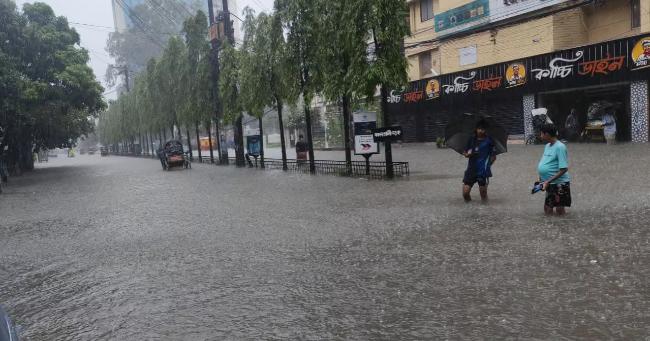 Chattogram reels from severe waterlogging after days of torrential rain