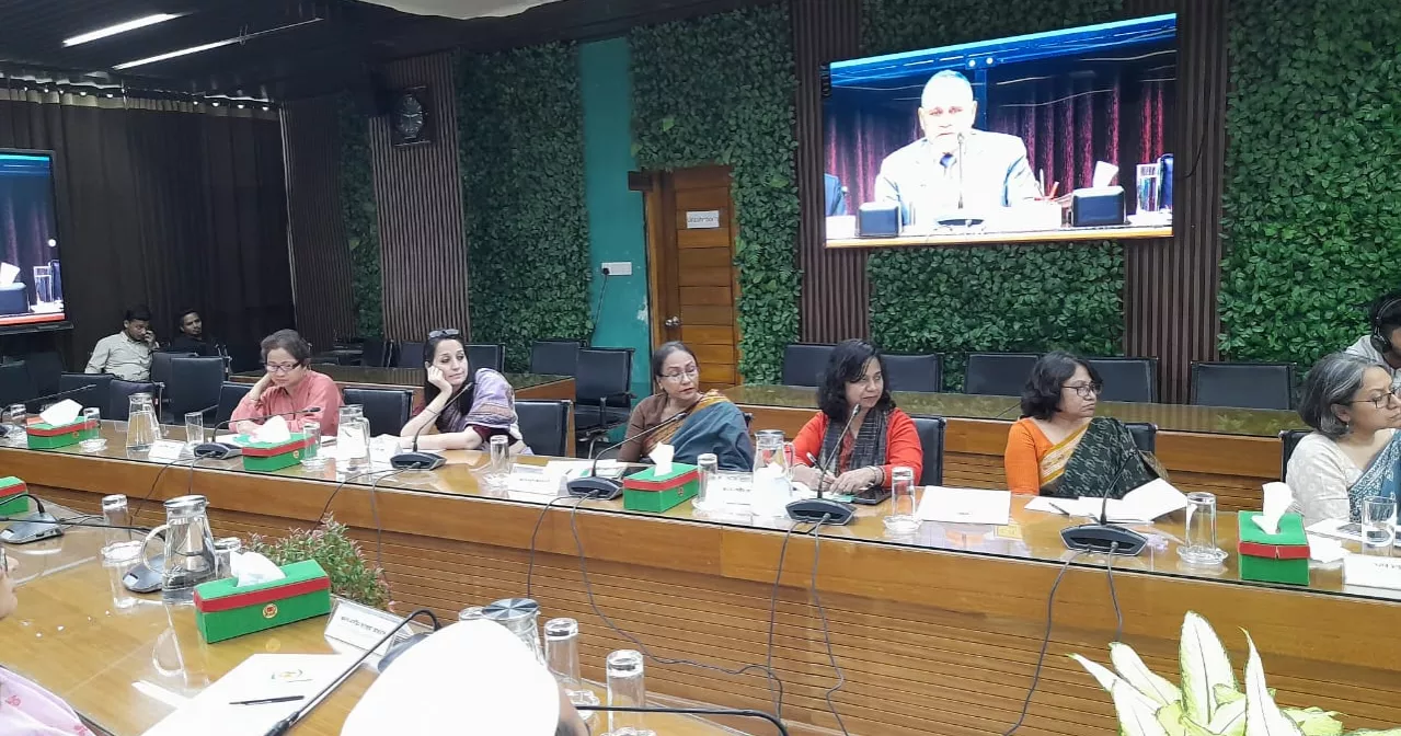 Make election gender-friendly, protect women from violence: Female leaders to EC