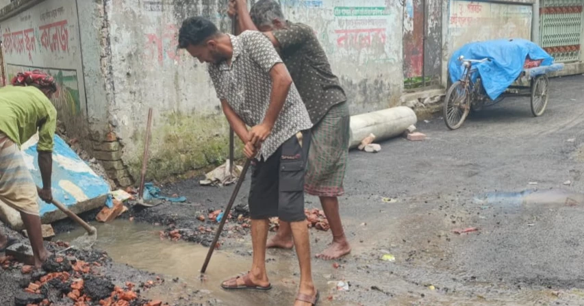 Botched drainage causes newly paved road to be dug up again in Ahalia