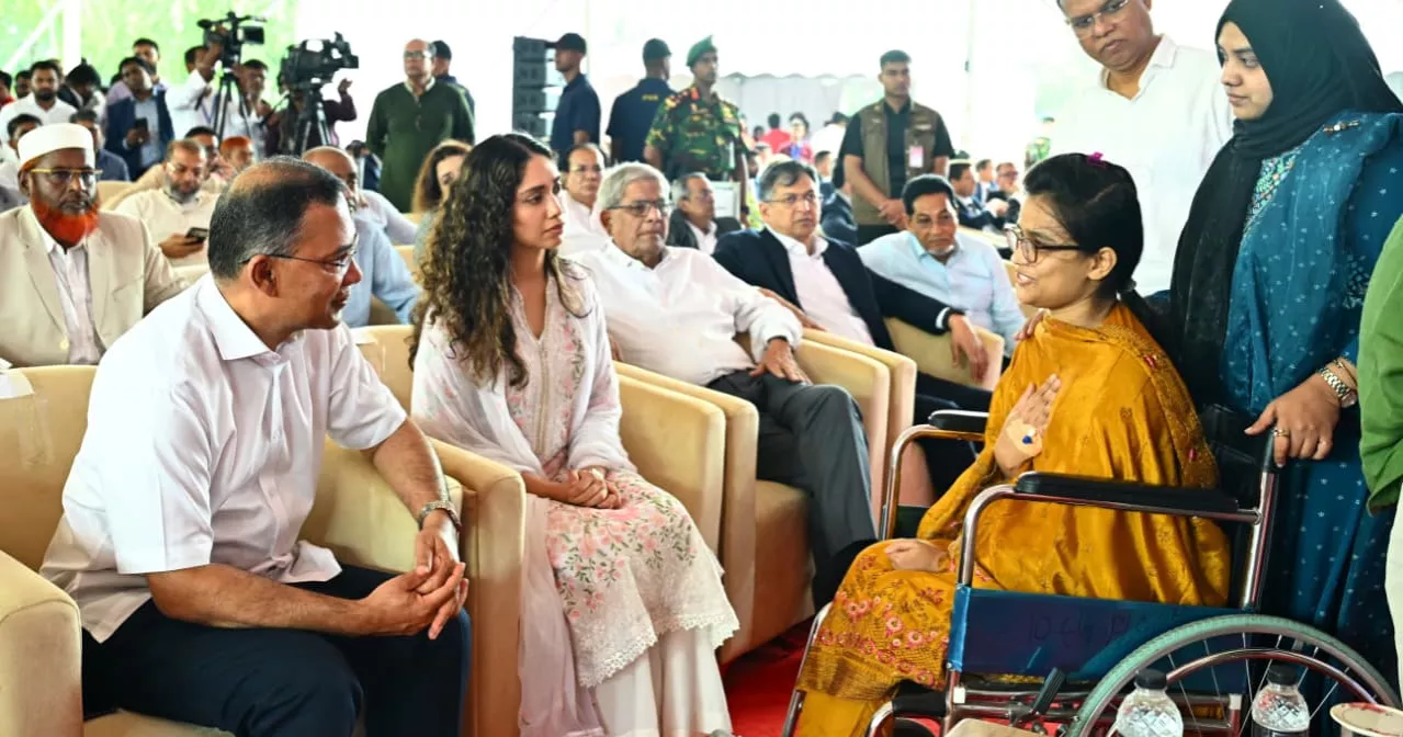 PM warns against attempts to create instability, aid return of fallen autocracy