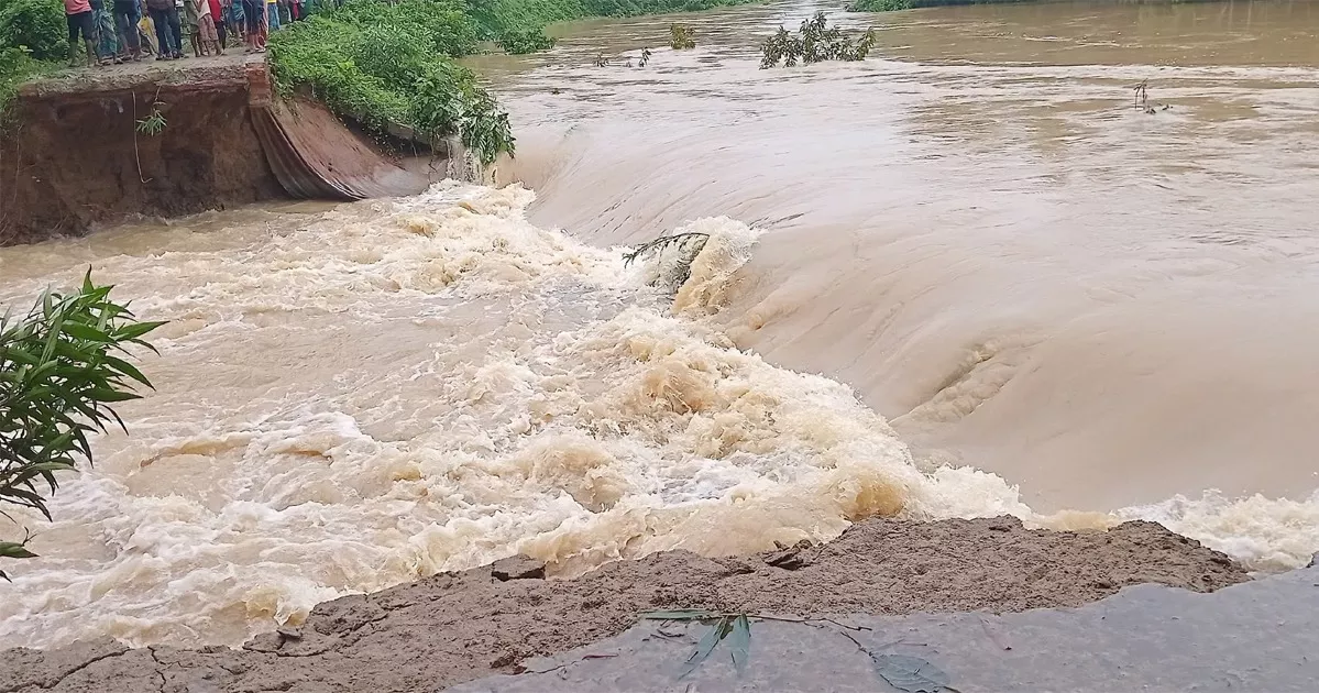 Over 30 Feni villages flooded as dams collapse at 15 points