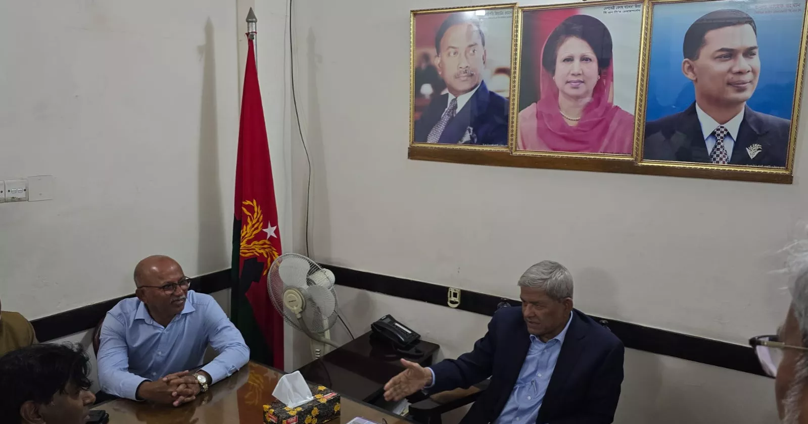 BNP’s Nayapaltan office springs back to life with Fakhrul’s visit