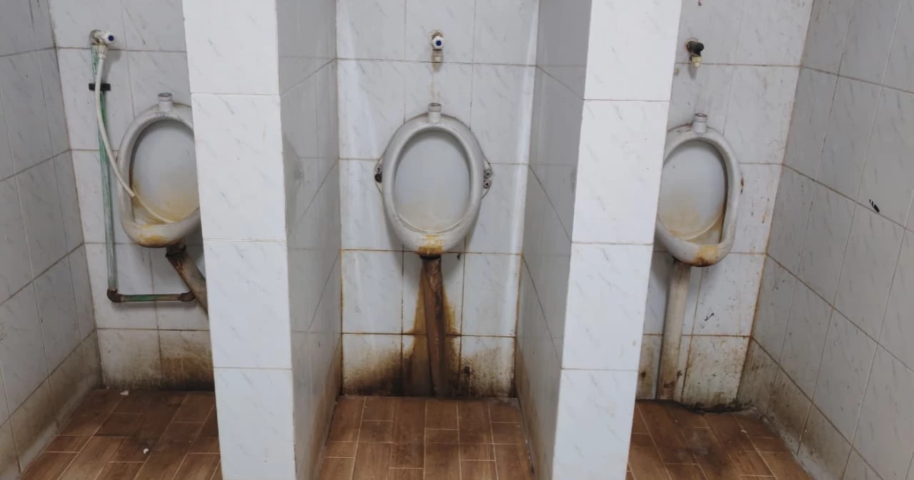 Dirty toilets, rising risks: JU’s sanitation crisis puts 12,000 students in danger