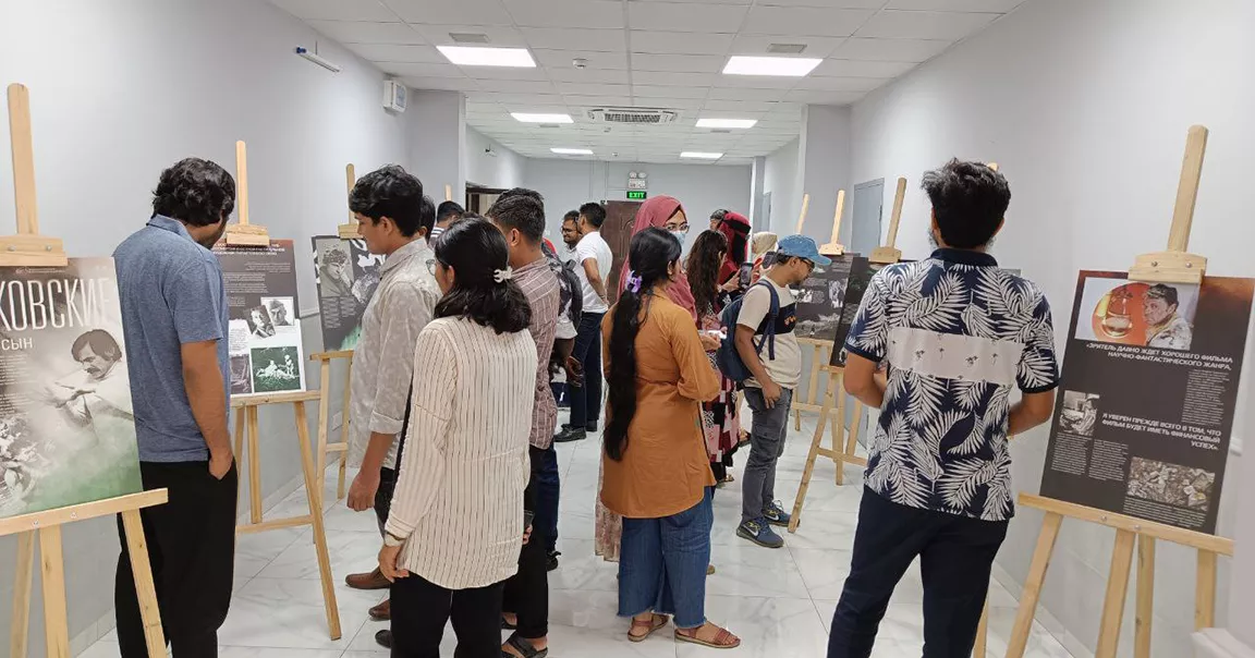 Inspiring the Future: Youth Day celebrated at Russian House in Dhaka