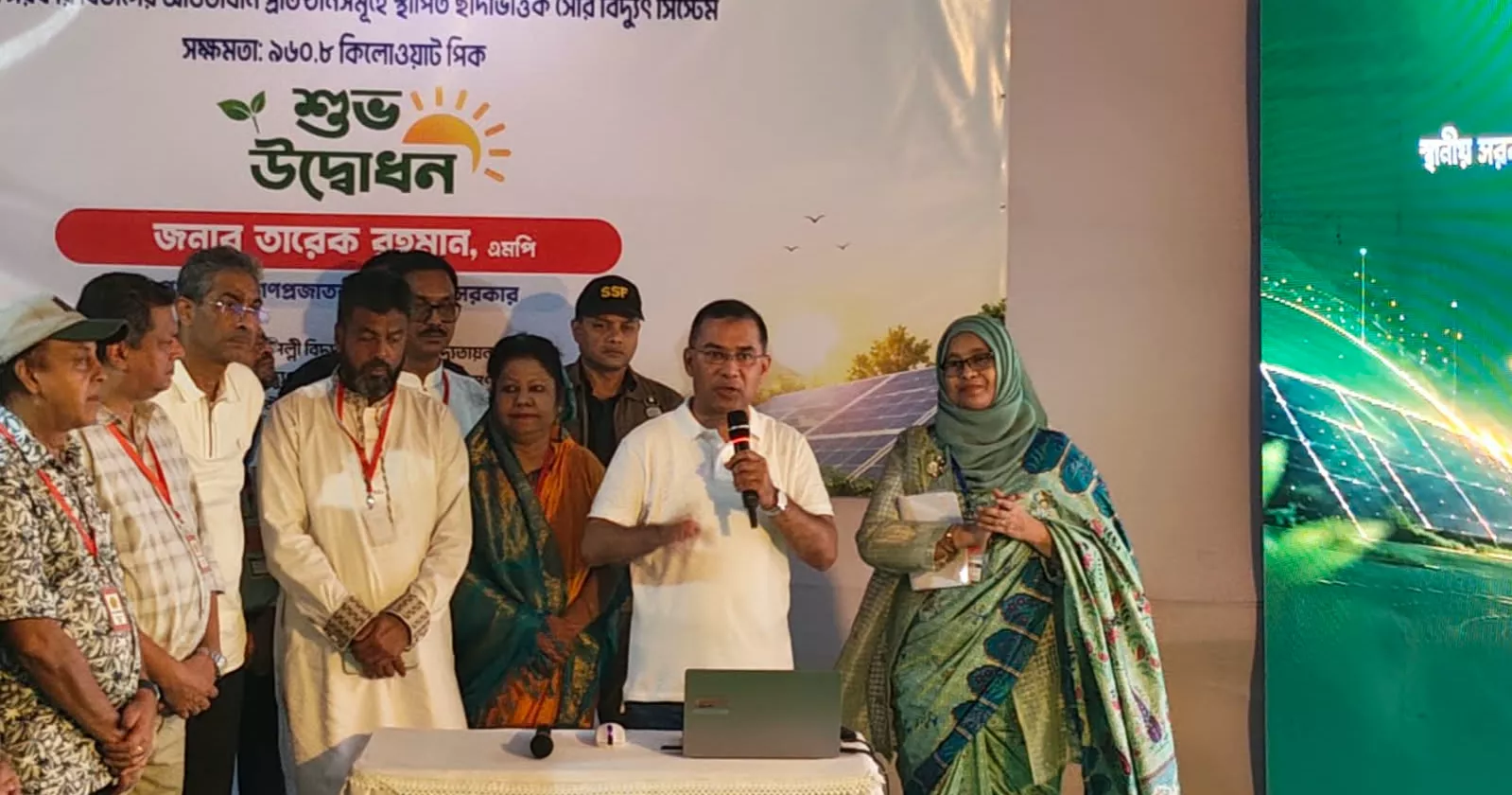 PM inaugurates projects, distributes Family Cards, Farmers’ Cards and honorariums during Feni visit