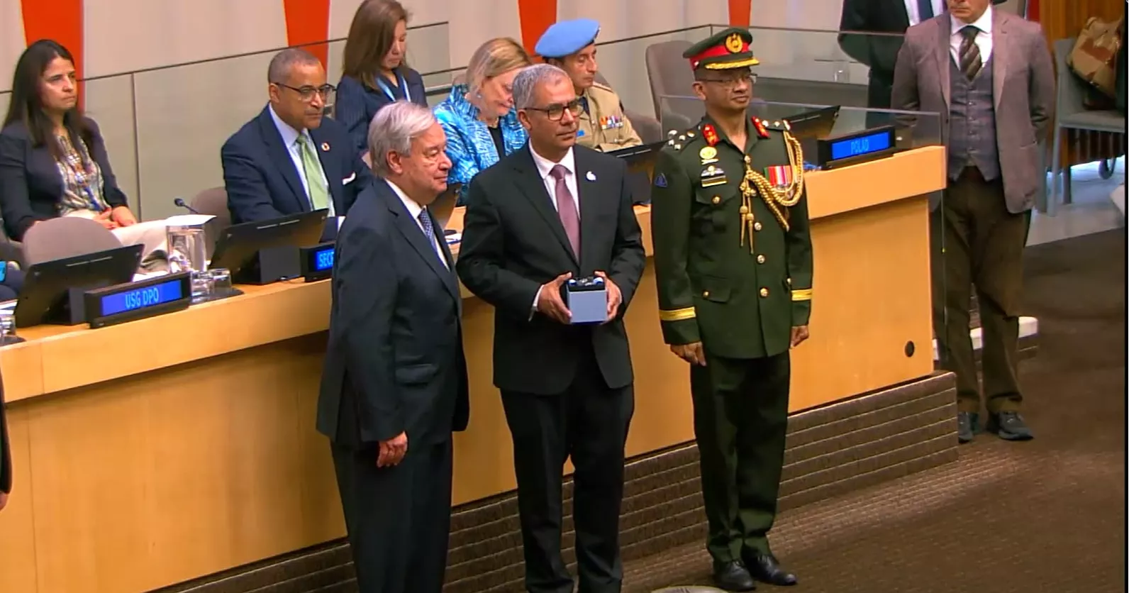 6 Bangladeshi peacekeepers posthumously awarded UN Dag Hammarskjöld Medal