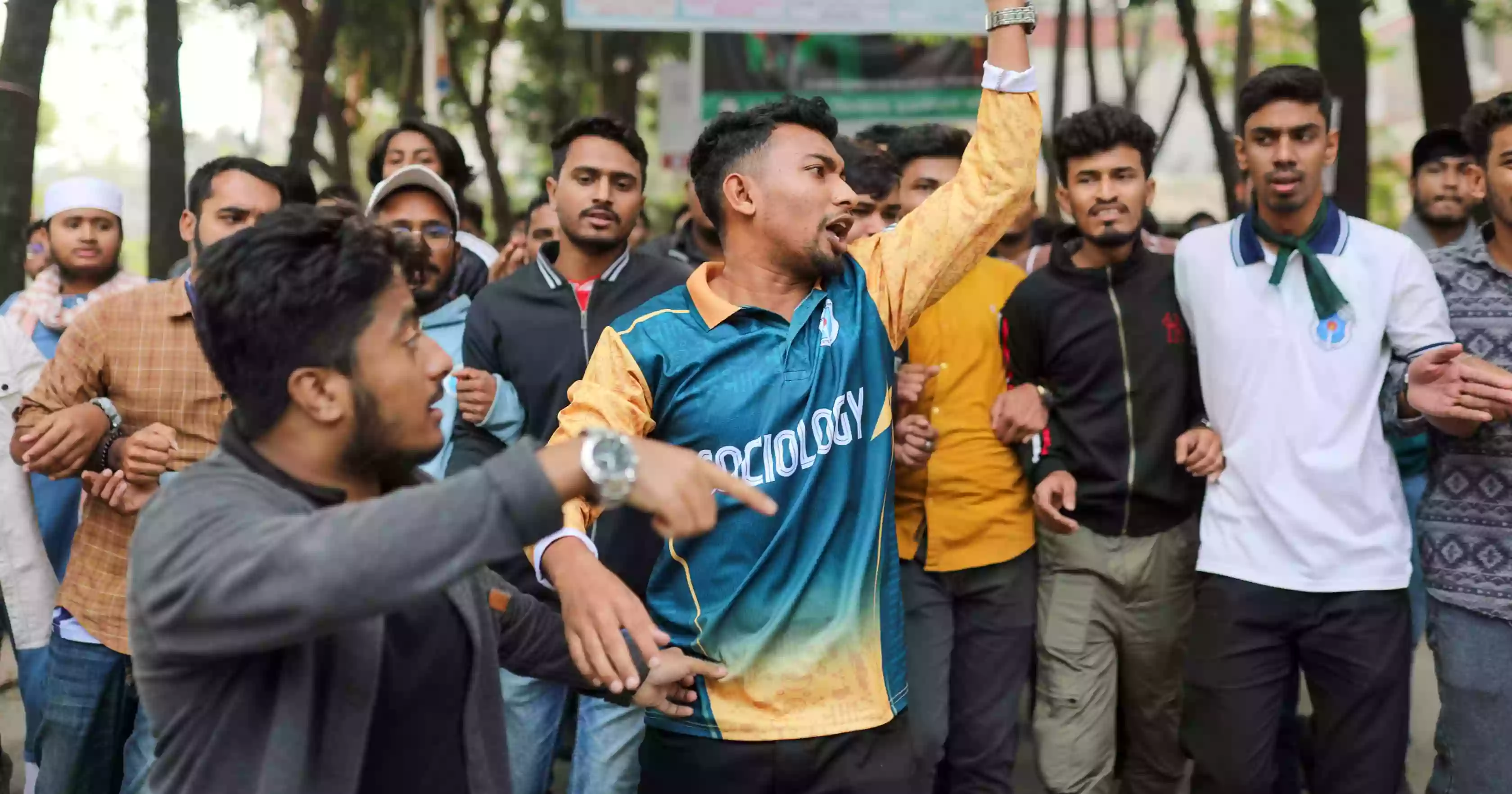 DU Tension: Students of 7 colleges issue 4-hour ultimatum to meet demands