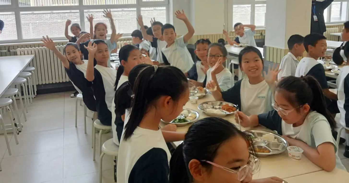 Beijing primary school showcases holistic education to intl journos