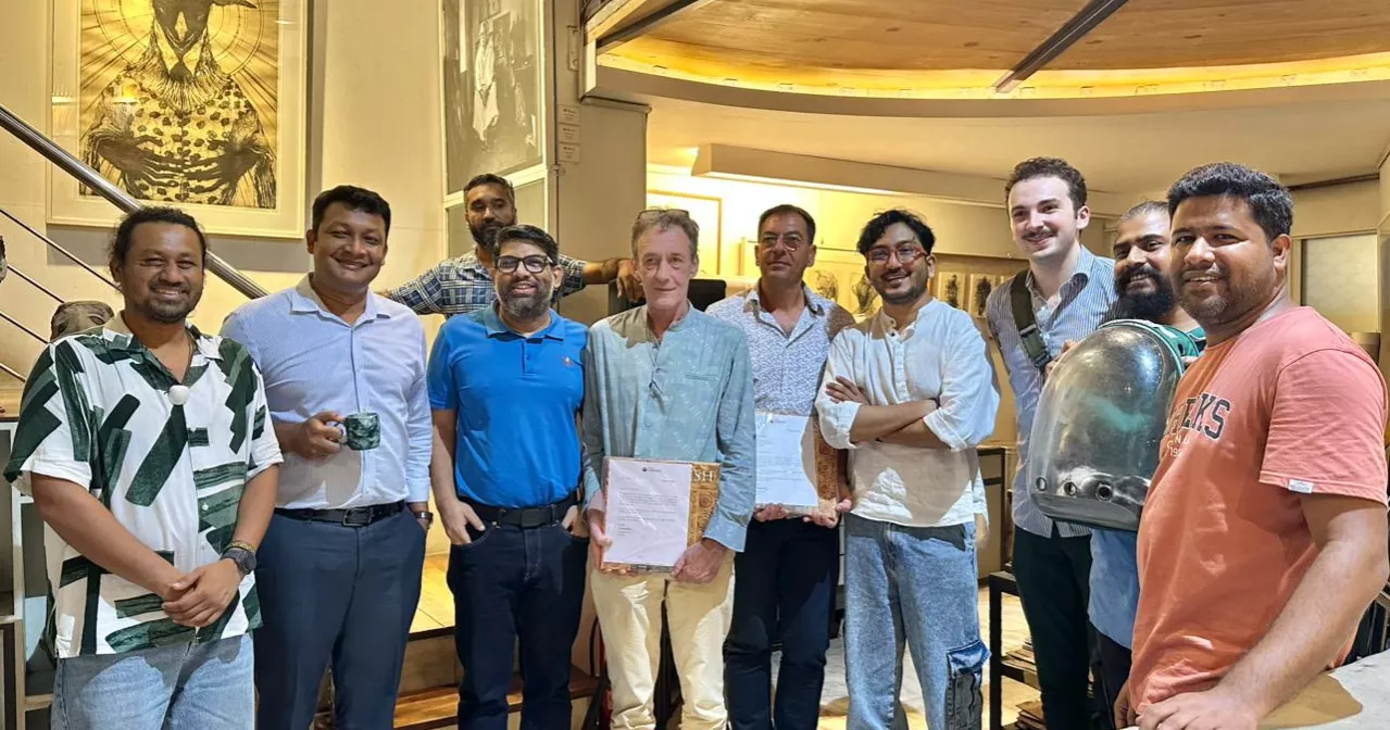 Gallery Cosmos hosts new and outgoing AFD directors in celebration of cultural bonds