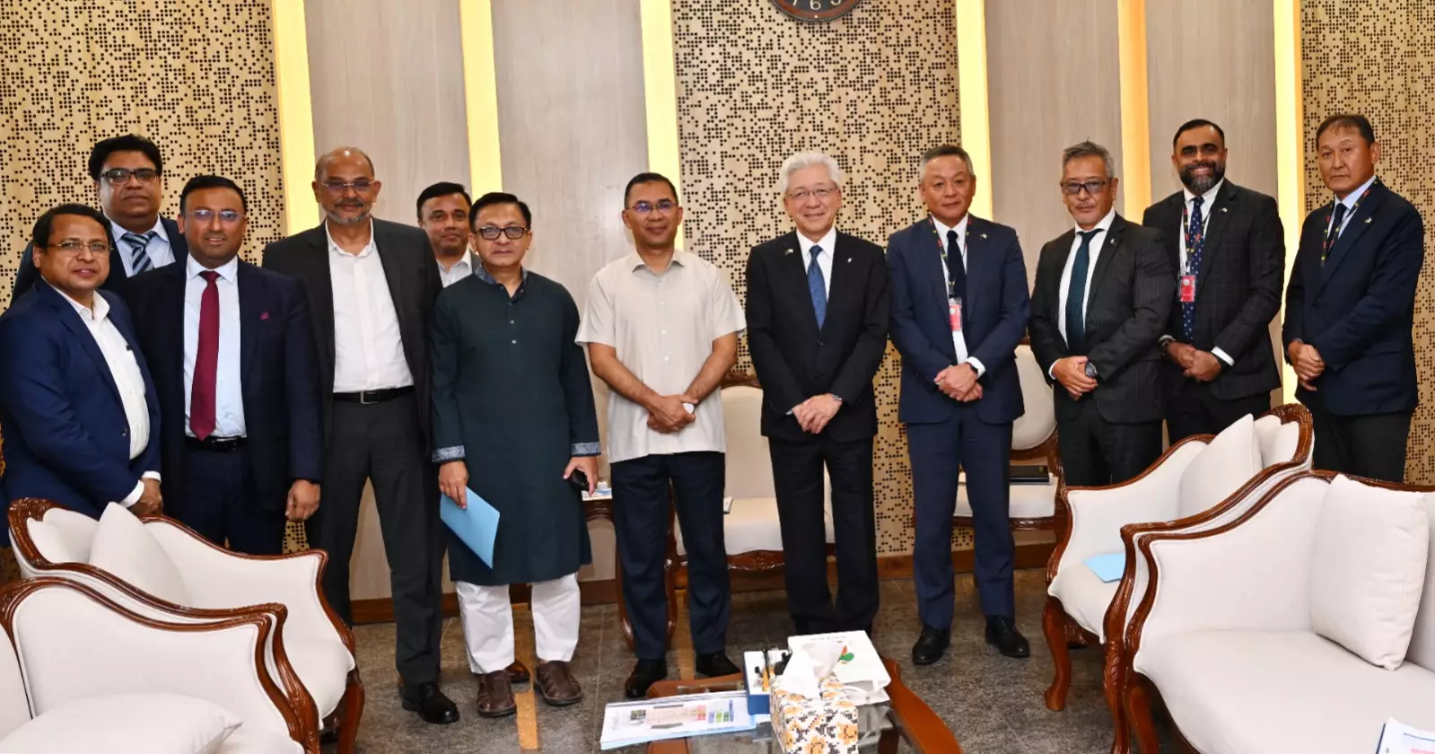 Toyota Tsusho briefs PM on plan to manufacture vehicles in Bangladesh