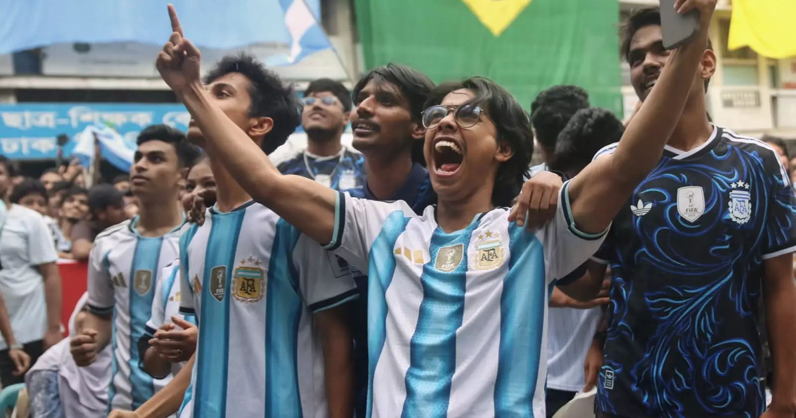 Argentina fans celebrate group-stage sweep at DU’s TSC