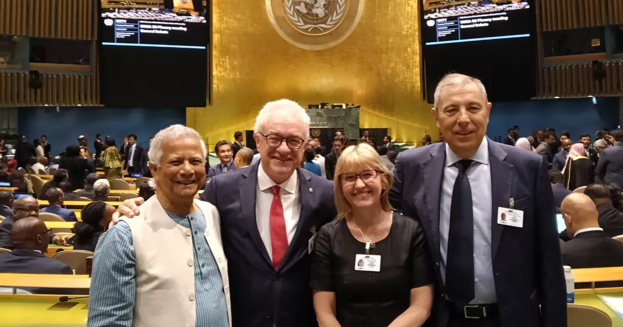 Prof Yunus attends UNGA’s inaugural session
