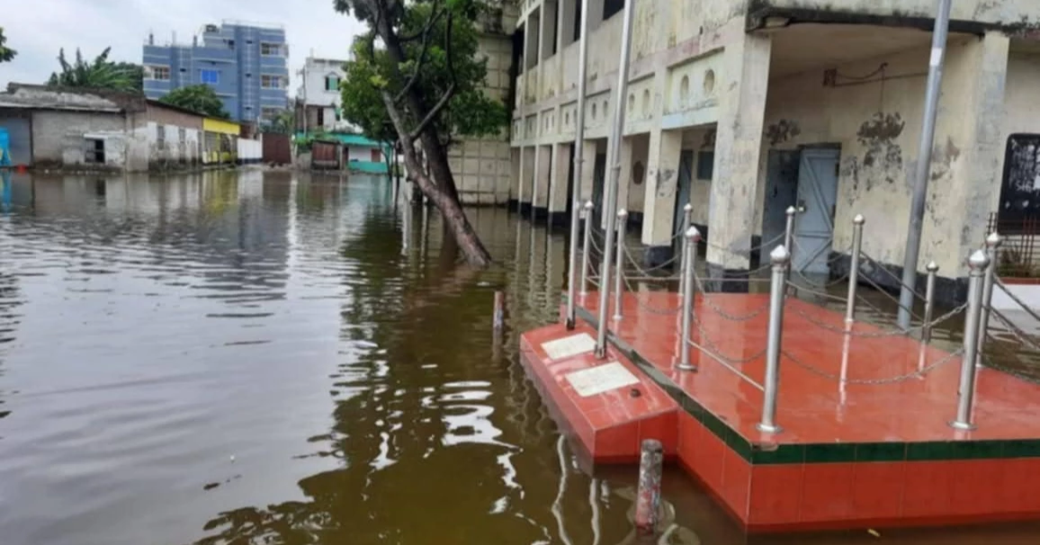 Severe waterlogging forces closure of two schools in Kushtia