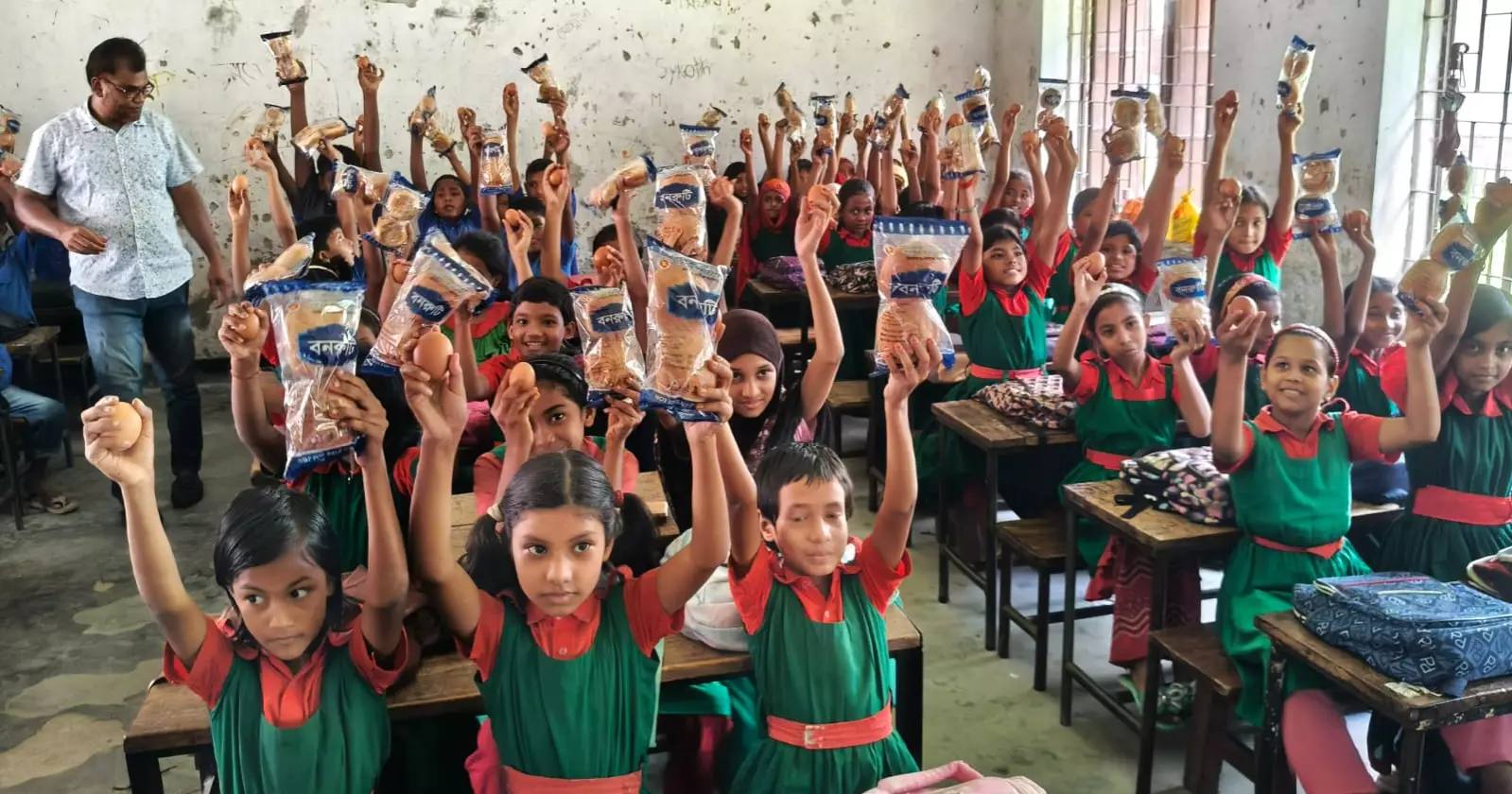 In Lalmonirhat chars, a school meal is changing the learning day