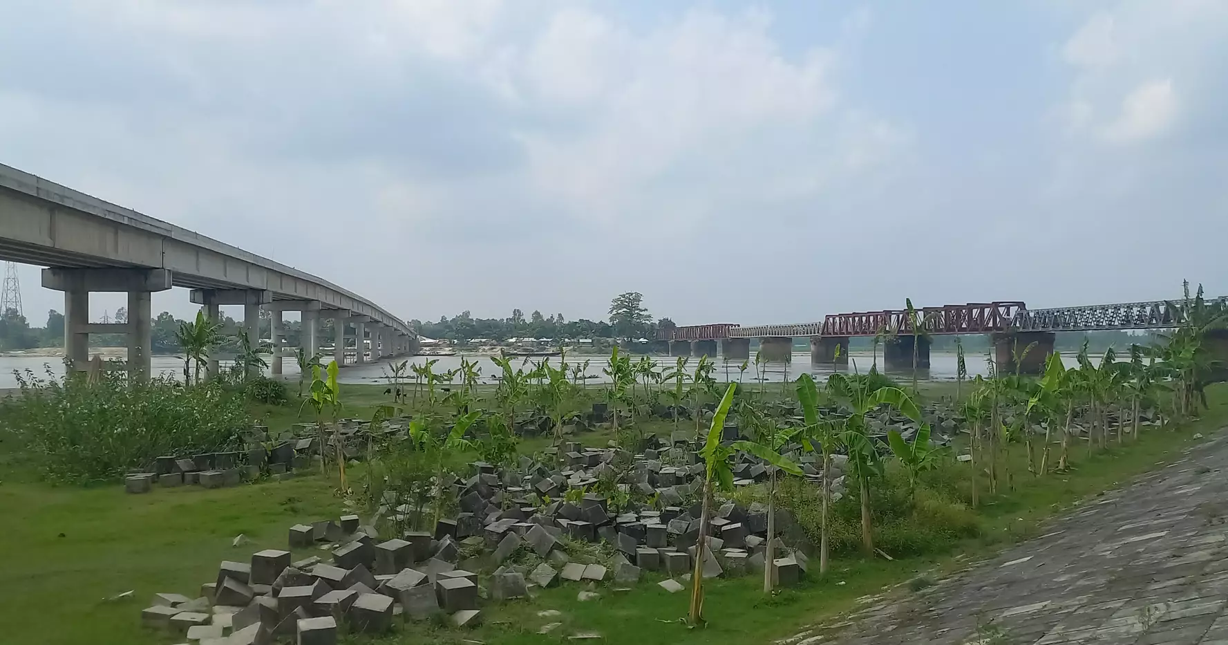 Seven years on, Sonahat Bridge still incomplete; 139-yr-old railway bridge remains only option