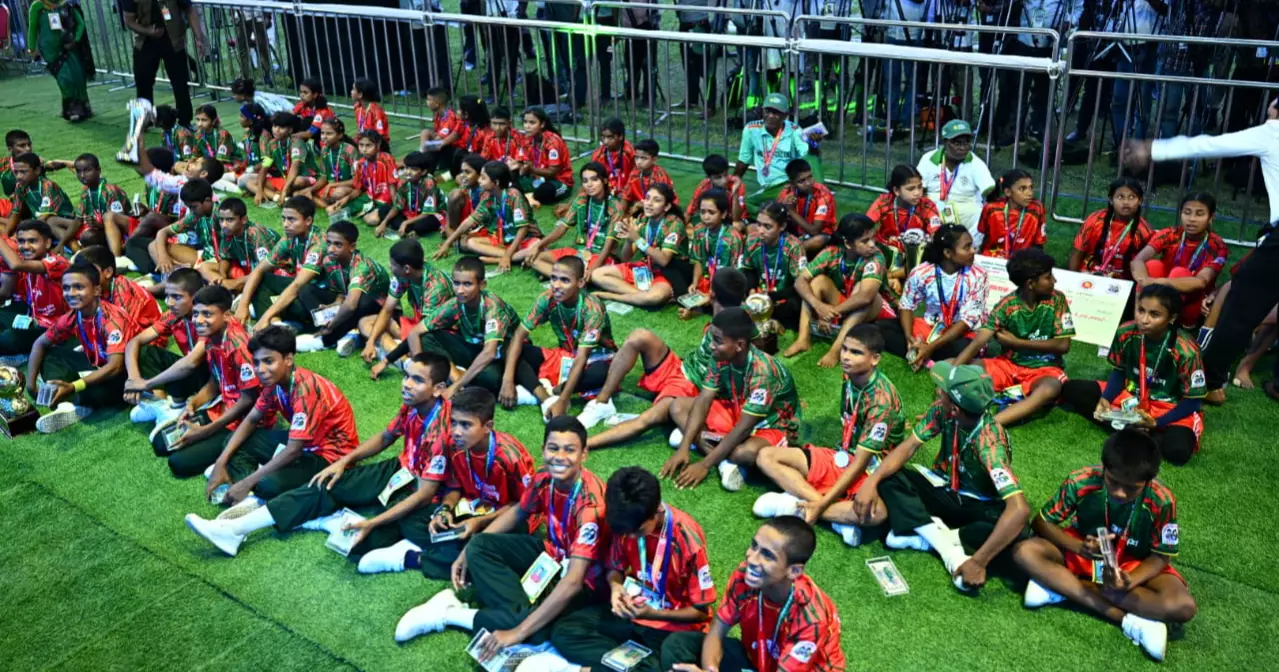 PM urges children to grow with confidence, take Bangladesh to world stage