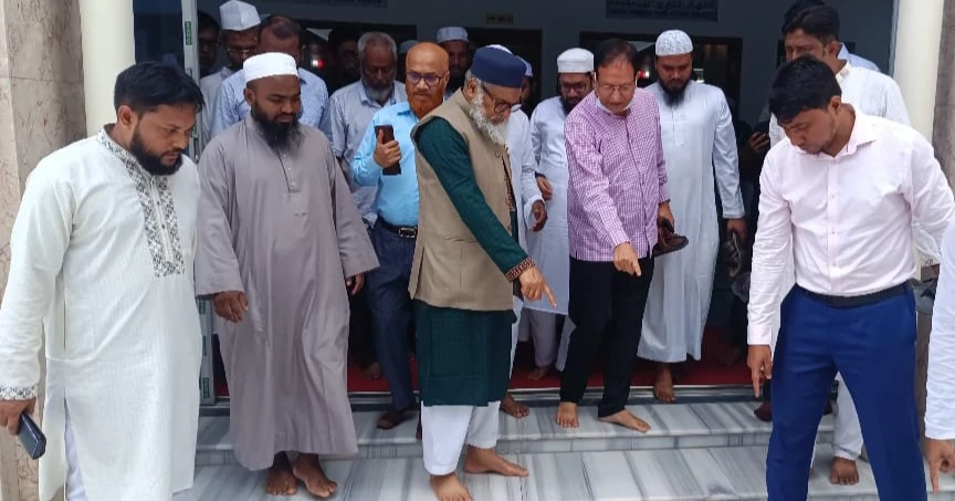 Model Mosque in Brahmanbaria promotes inclusivity, communal harmony: Adviser Khalid