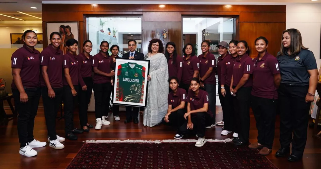 High Commissioner Verma hosts reception for BD women cricketers giving ‘taste of India’