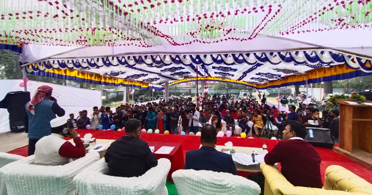 All candidates on one stage in Chuadanga: a rare vow for good governance, accountability