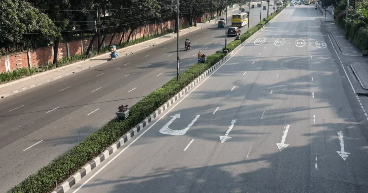 Light traffic makes Dhaka dwellers’ commute a breeze