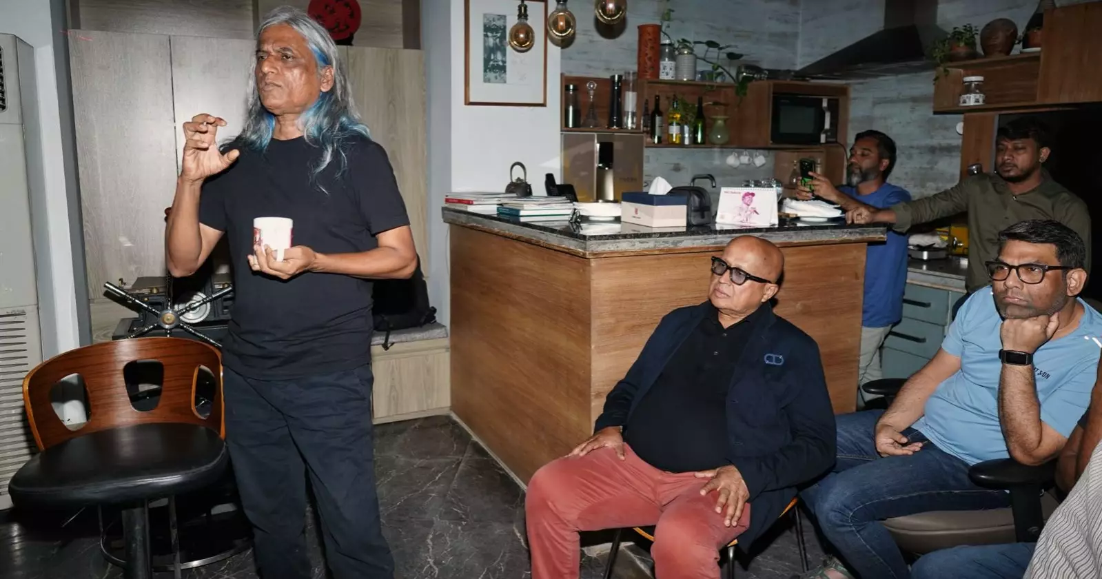 Cosmos Art Echo hosts 10th session featuring artist Mahbubur Rahman